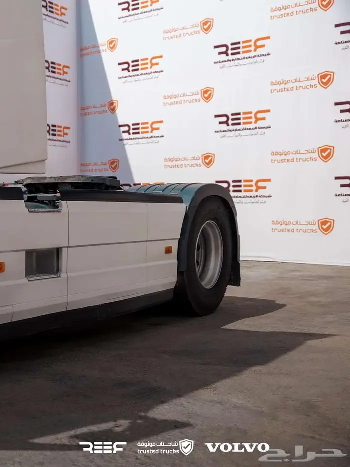 راس شاحنة فولفو VOLVO 2021 6