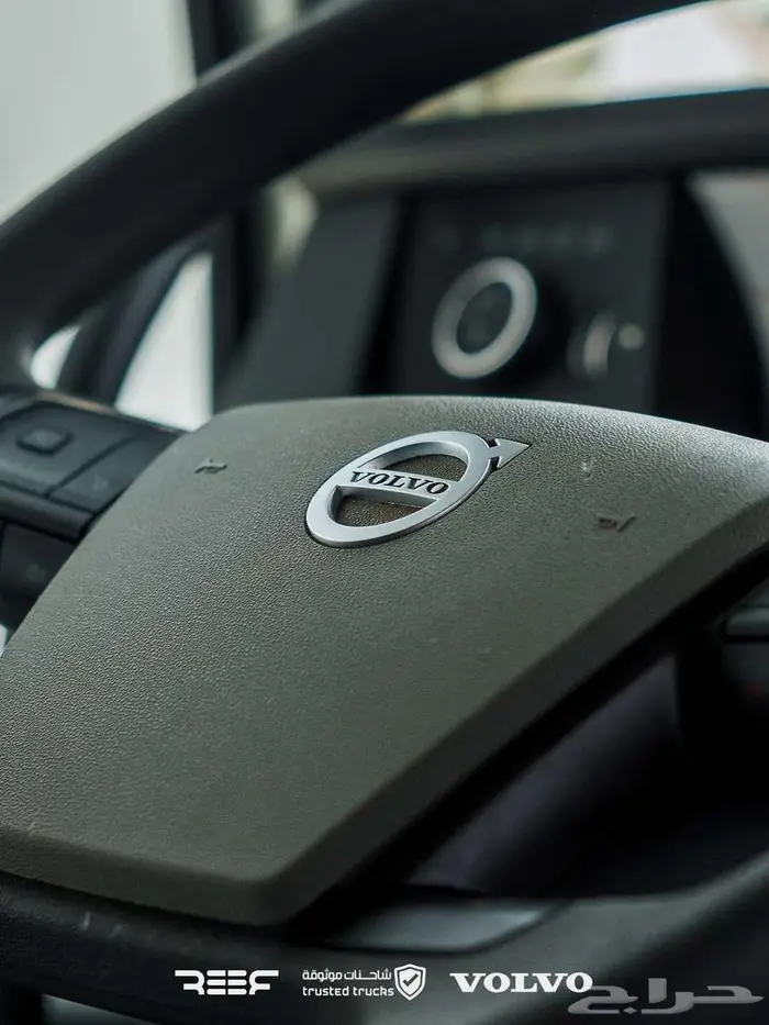 راس شاحنة فولفو VOLVO 2021 13