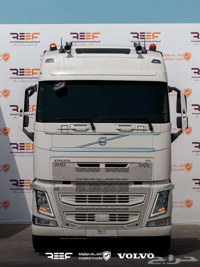 راس شاحنة فولفو VOLVO 2021 2