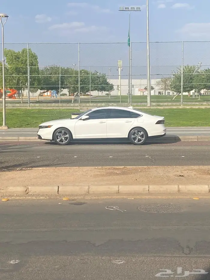 HONDA ACCORD 2023 17