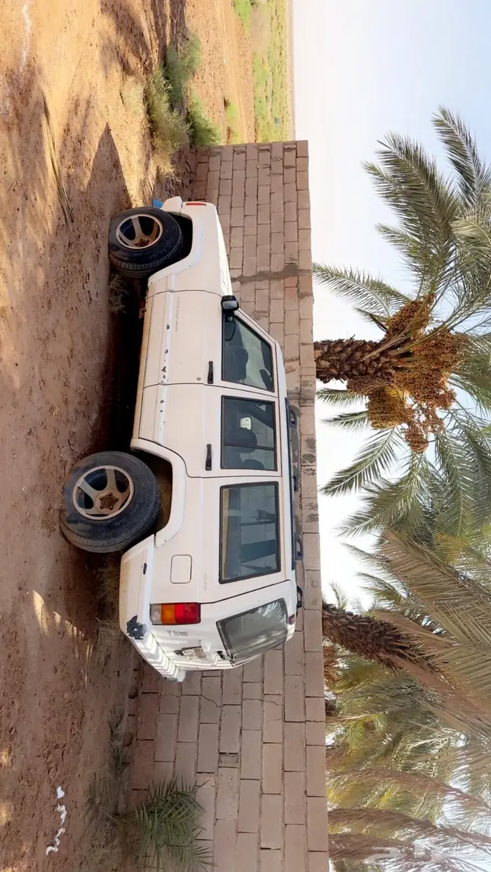 جيب شروكي 2001 4