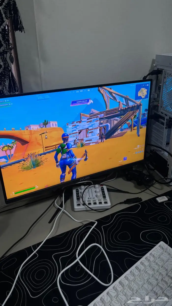 شاشه قيمنق 180 هرتز 2