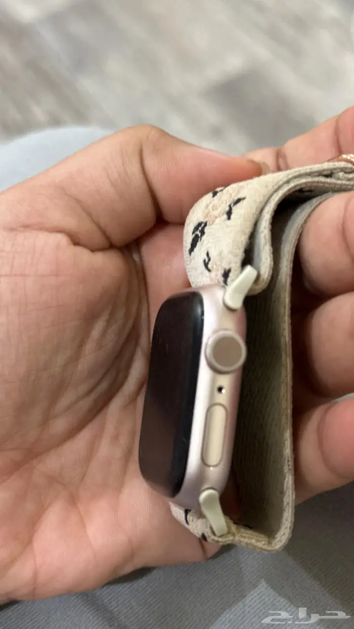 ابل واتش الإصدار الثامن ورديه 0
