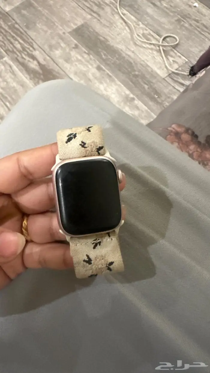 ابل واتش الإصدار الثامن ورديه 2