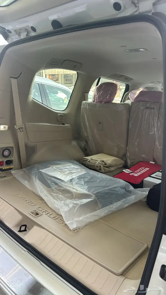 جي اكس ار 2025 L4 بنزين سعودي متوفر اللون الابيض والاسود 7