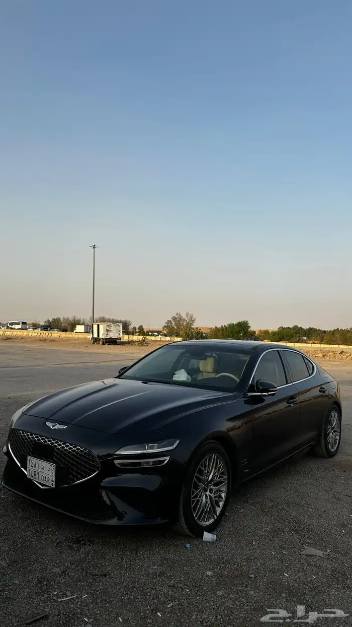 جنسس G70 2021 ازرق غامق رويال 4