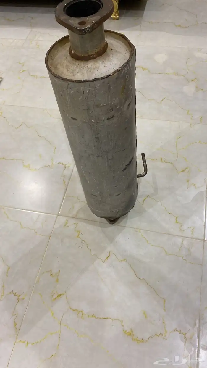 دبه ددسن كاتم بحريني شبه نضيف على السوم 2