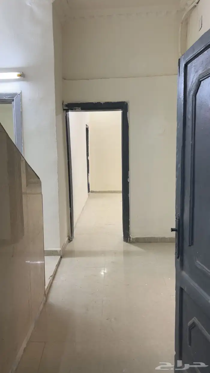 للايجار عمارة عزاب 8غرف بالكامل بموقع مميز حي منفوحة ب58 الف 3