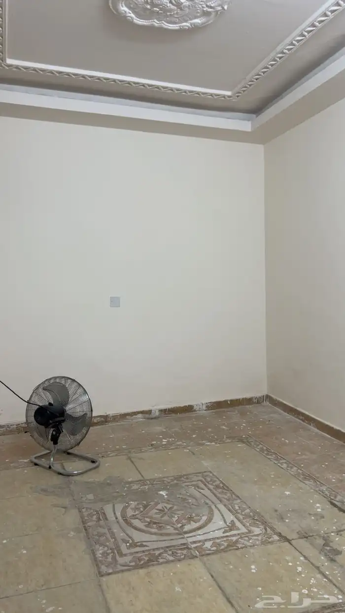 للايجار عمارة عزاب 8غرف بالكامل بموقع مميز حي منفوحة ب58 الف 5