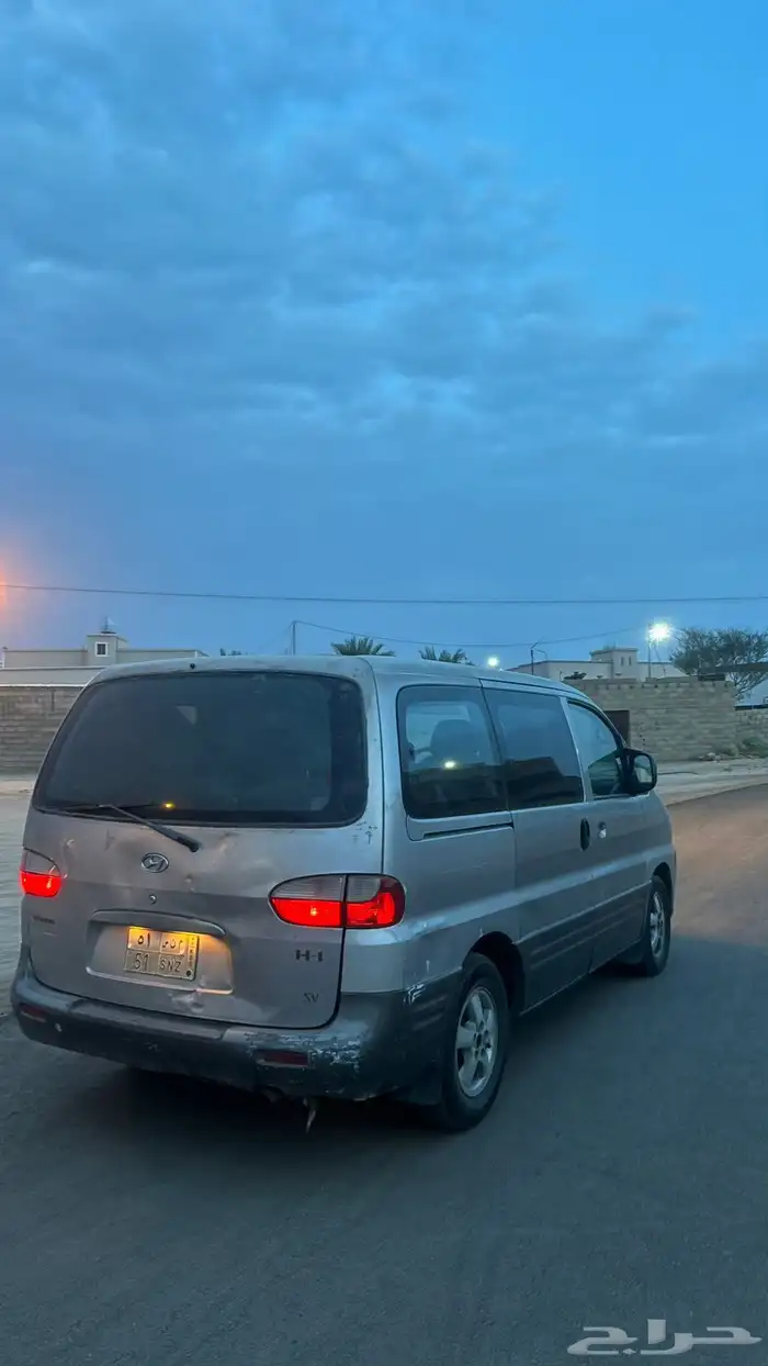 هيونداي H1 مديل 2004 للبيع 2