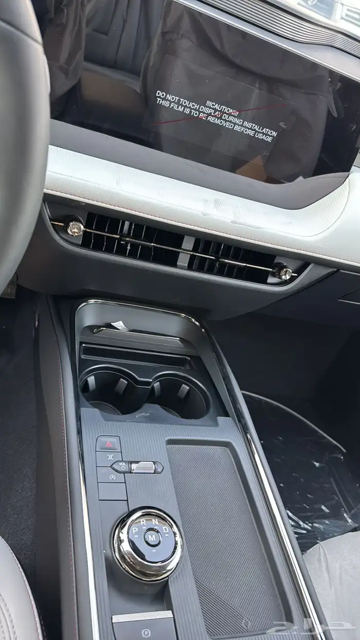 فورد تورس ترند بنزين 2026 سعودي صيانه مجانيه 7