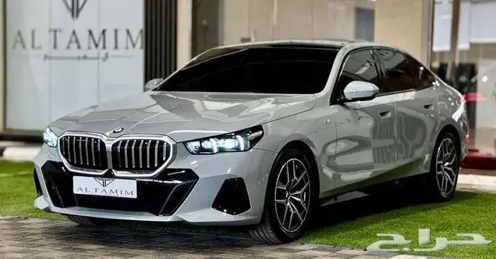 BMW 520i M-Kit 2024 (كاش - تمويل ) 1
