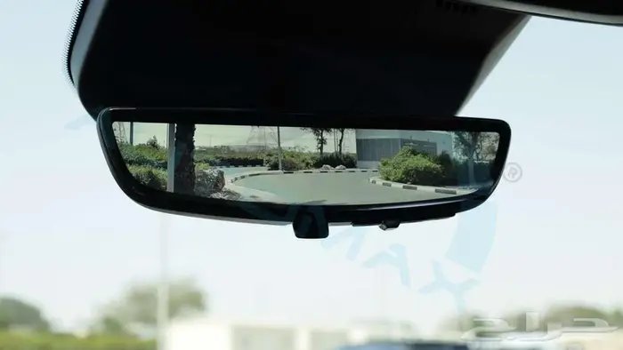 كاديلك اسكاليد v 2024 اصفار مع ضمان 32