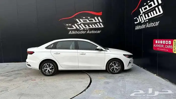 جيلي امجراند استاندر 2025 لدى الخضر للسيارات 2