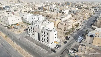 عمارة مميزة VIP بحي الملقا 0