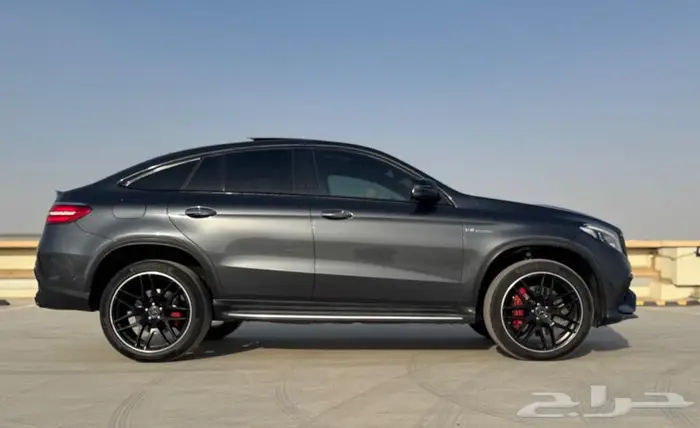 GLE63S AMG black package 10