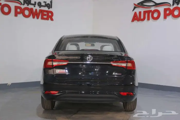 ام جي 5 استاندر 2025 1