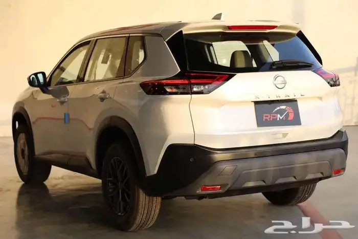 نيسان اكس تريل 2025 ستاندرد 5 راكب 3