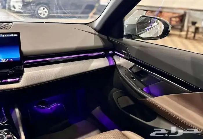 BMW 520i M-Kit 2024 (كاش - تمويل ) 29