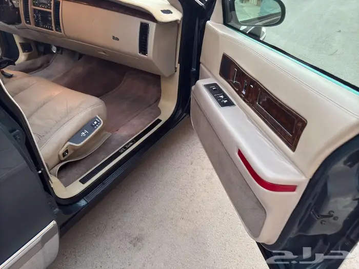 كاديلاك بروجهام 1996 Cadillac Brougham 12