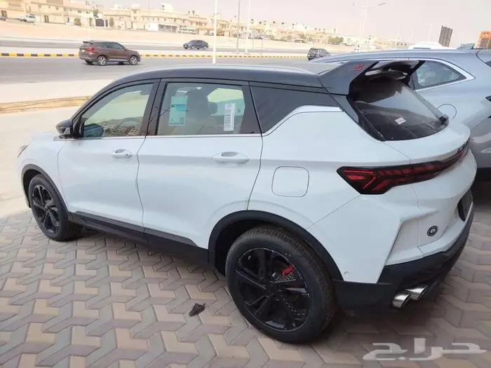 جيلي كولراي 2025 بسعر مميز وحصري للكاش والاقساط 3