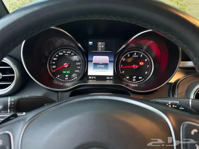مرسيدس GLC 250 موديل 2019 مخزن 8