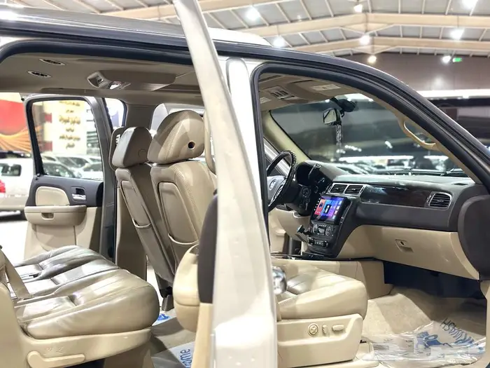 يوكن دينالي XL طويل 2007 فل كامل ممشاه قليل. 15