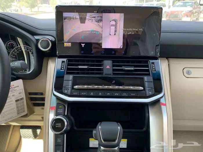 تويوتا لاندكروزر GXR بنزين رقم 4 سعودي 2024 17