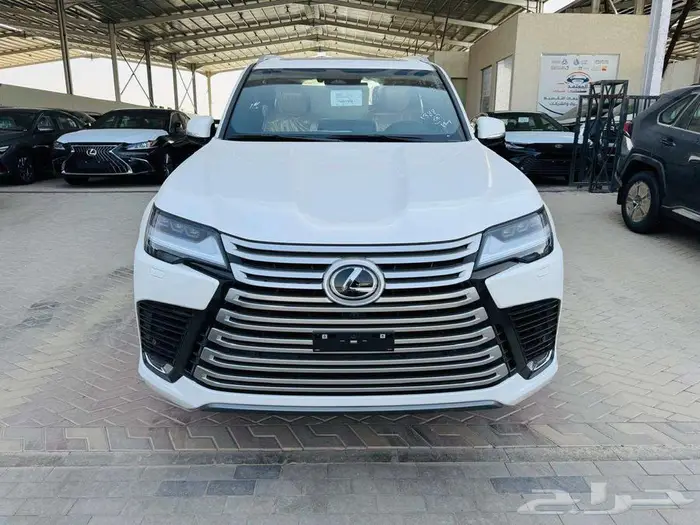 لكزس ال اكس 600 BB موديل 2025 الساير بالنقد والتقسيط 0