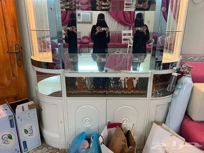 دولاب استقبال انيق للبيع 8