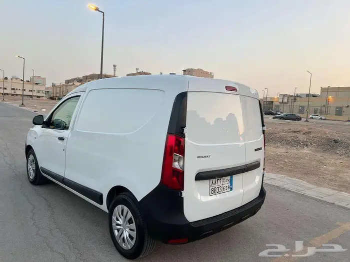 رينو دوكر 2021 نظيف جدا مالك واحد 6