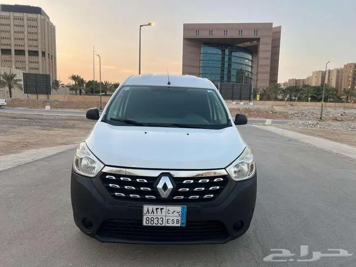 رينو دوكر 2021 نظيف جدا مالك واحد 0