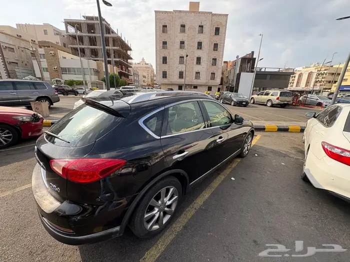 إنفينيتي QX50 4