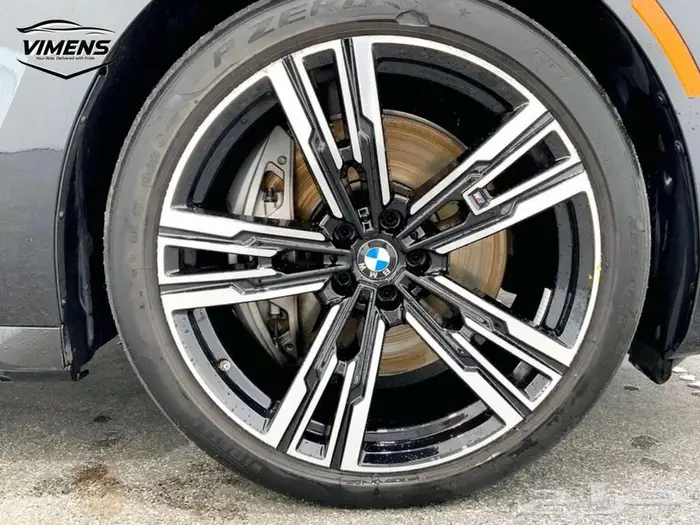بي إم دبليو الفئة السابعة 760i xDrive 2023 4