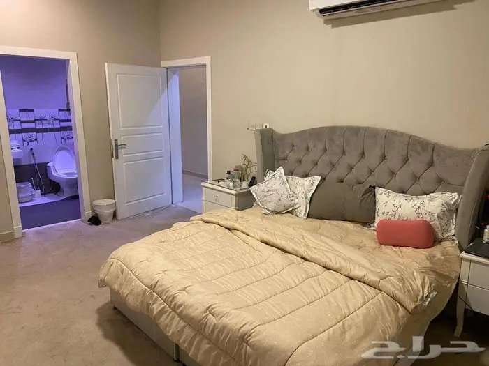 للبيع دور اول حي المصيف 5