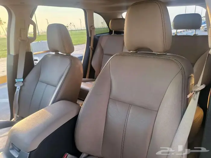 FORD EDGE مخزن 2008 للمستخدم VIP 1