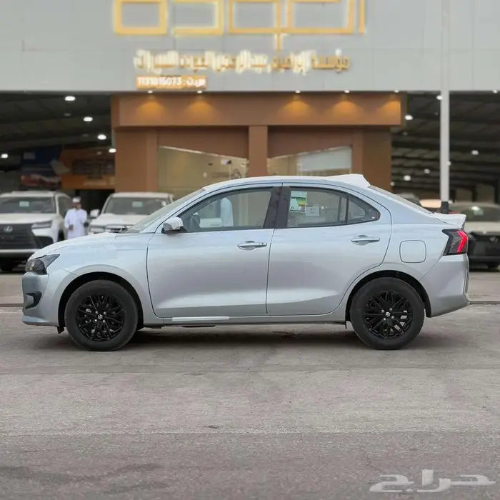سزوكي ديزاير GL 2026 8