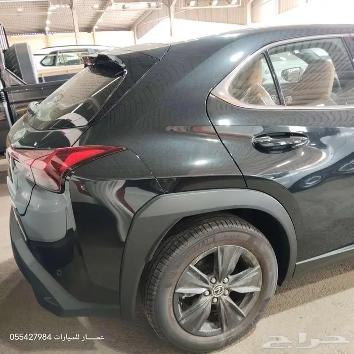 لكزز UX300 هايبرد 2024 12