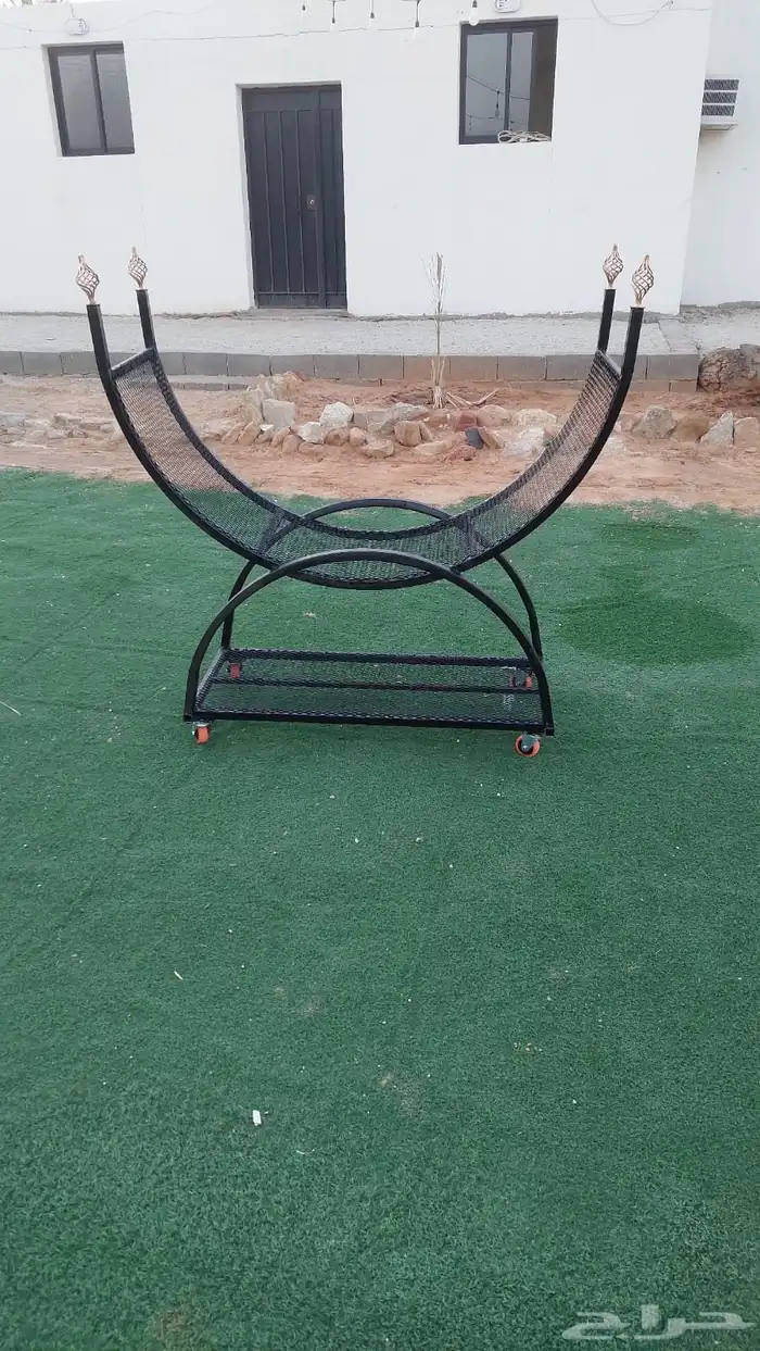 حامل حطب 2