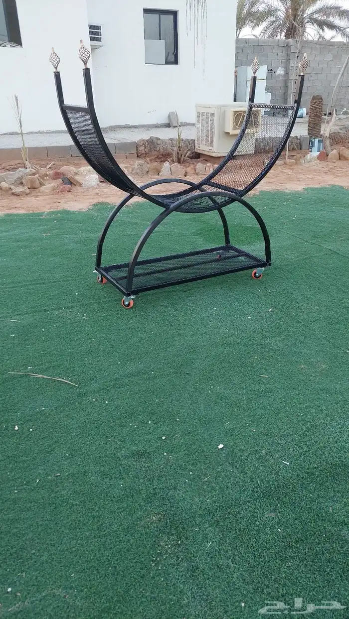 حامل حطب 3