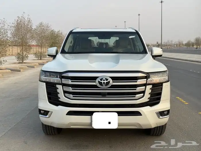 لاند كروزر GXR4 2023 3