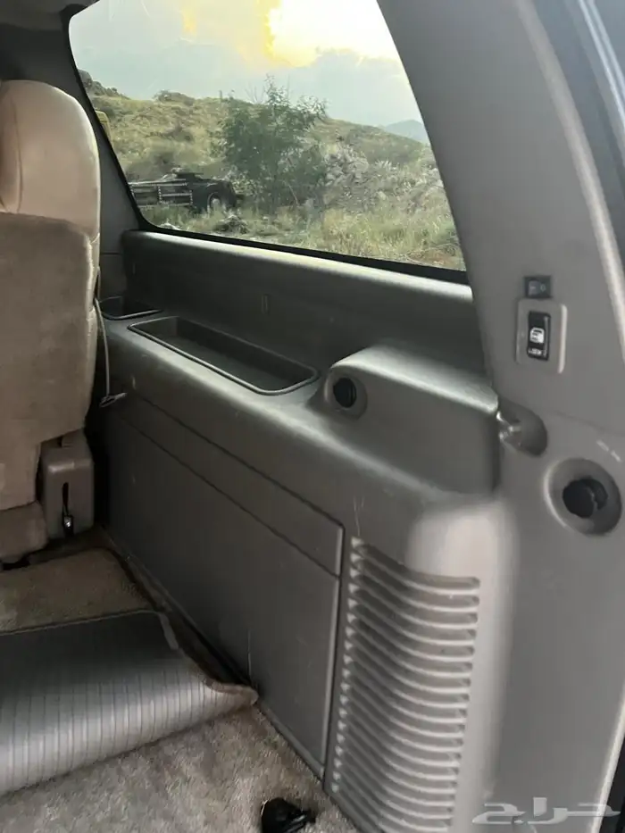 يوكن 2002 XL للبيع 24