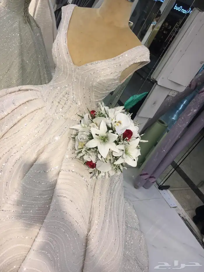 فستان عروس للبيع 600 0