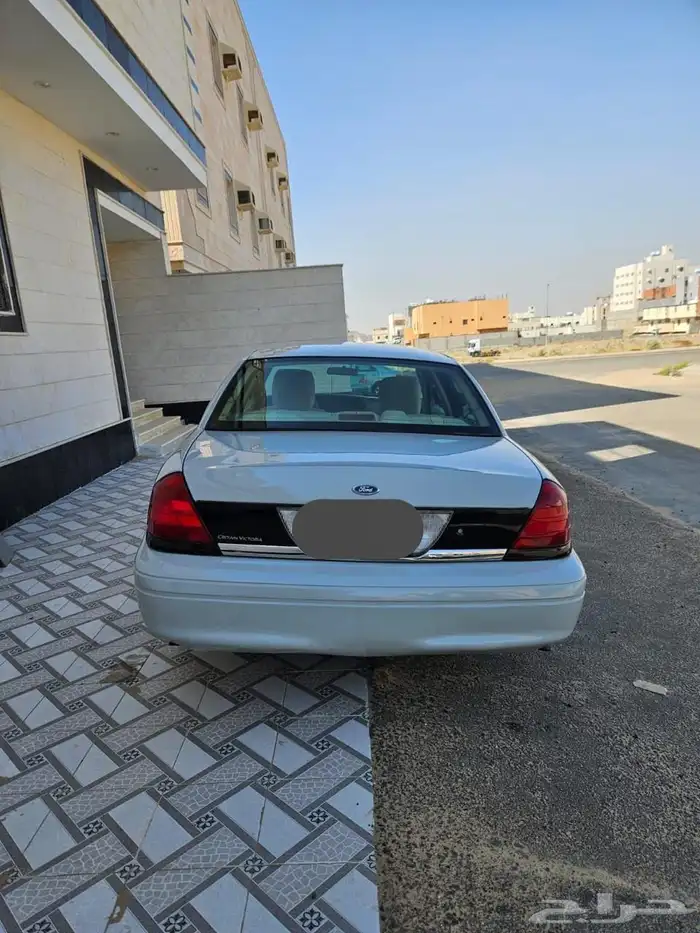 فورد بوليسي للبيع 5