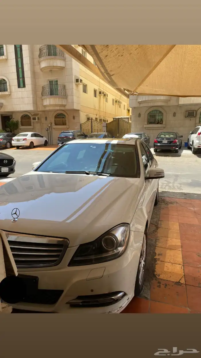 مرسيدس c200 نظيفة جدا 1