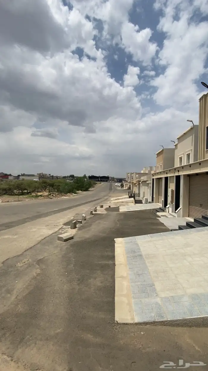 للبيع فله روف تشطيب فاخر شمال خميس مشيط حي النور 47