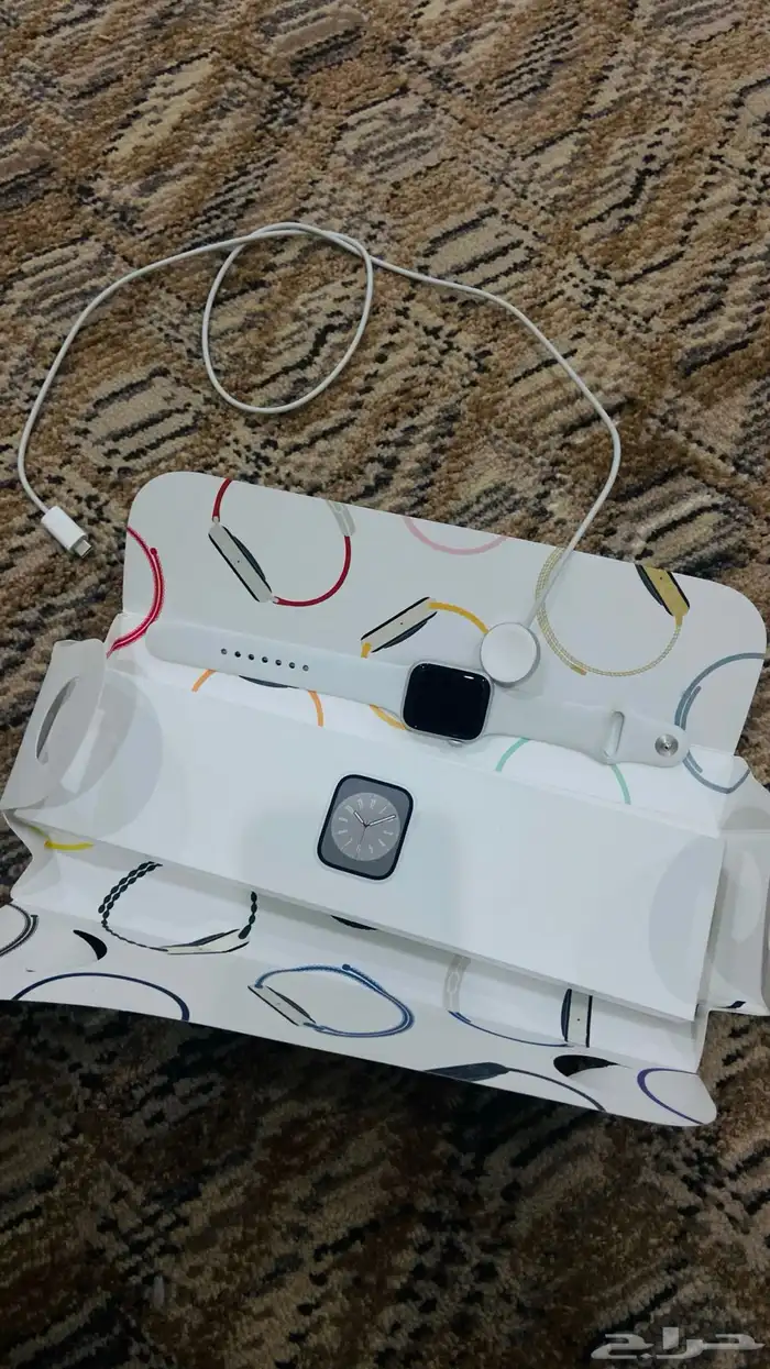 ساعة ابل 0