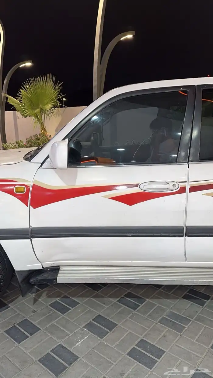 جيب لاندكروزر الفحص والتجديد منتهيه 22