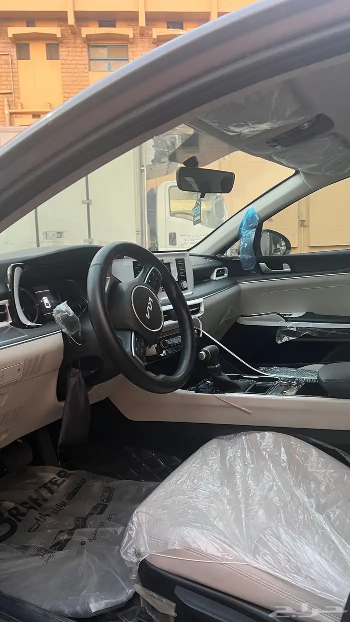 كيا K5 2023 ممشى 10 الاف فقط 12