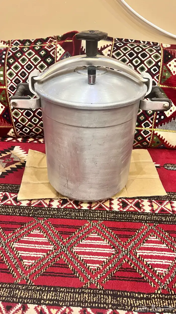 قدر فرنسي 18 لتر 0